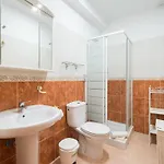 Mocan House Ii *